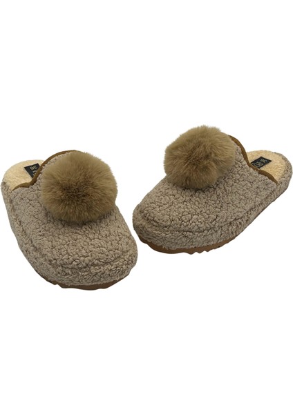 Ponpon Peluş Ev Terliği modelleri