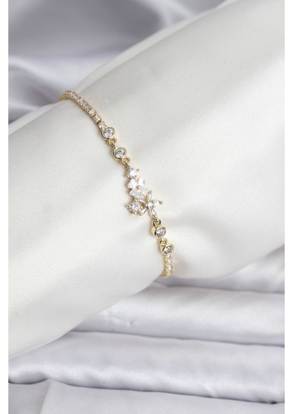 Çiçekli Model Zirkon Taşlı Gold Renk Su Yolu Kadın Bileklik