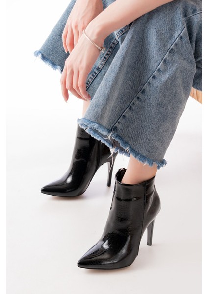 ZRİN-4802 Premium Siyah Kroko Yüksek Ince Topuklu Fermuarlı Kadın Bot fiyatları