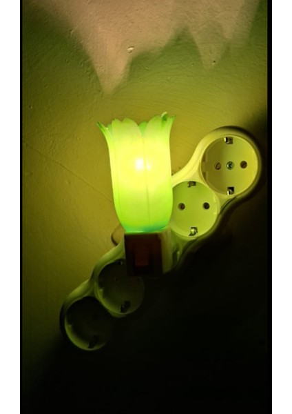 Lale Dekorlu Anahtarlı E14 Duylu Mum Ampullü Gece Lambası modelleri