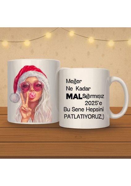 Hediyelik Marjinal Tasarımlar Noel Şapkalı Kız Kupa Bardak
