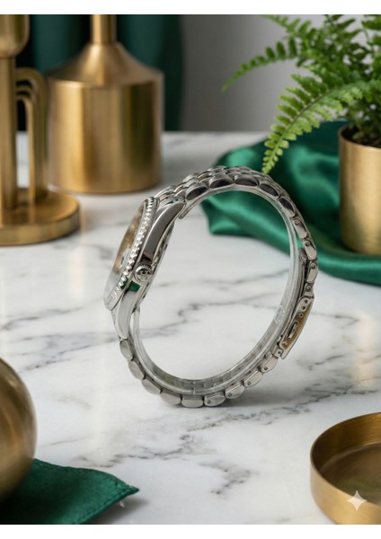 Kadın Gümüş Renk Saat Yeşil Kadran\özel Gün Hediyesi fırsatları