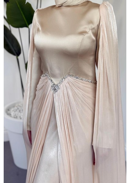 Loverna Taşlı Pelerinli Abiye Krem fırsatları