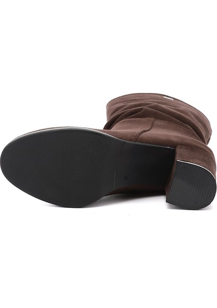 Kadın Koyu Kahve Süet Yuvarlak Burun Körüklü Kalın Topuklu Çizme indirimleri
