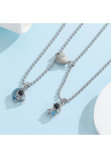 Sevgililer Gününe Özel ,sevgili Kolyesi Çift Kolyesi 100 Dilde Seni Seviyorum Kalp Ay ve Yıldız fırsatları