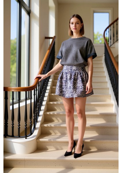 Kadın Mini Etek Balon Kalıp Dokuma Animal Desen Fonksiyonel Dayanıklı Kaliteli Konforlu Şık fiyatları
