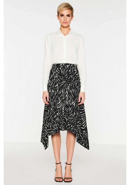 Kadın Yüksek Bel Midi Boy Asimetrik Volanlı Skater Kesim Zebra Desenli Örme Kaşkorse Etek Şık fırsatları