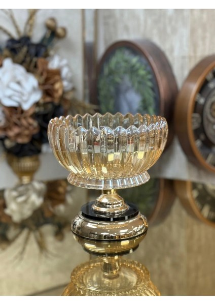 Metal Ayaklı Cam Gondol