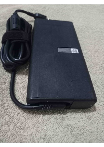 245W 20.0V 12.25A Adaptör USB Giriş fiyatları