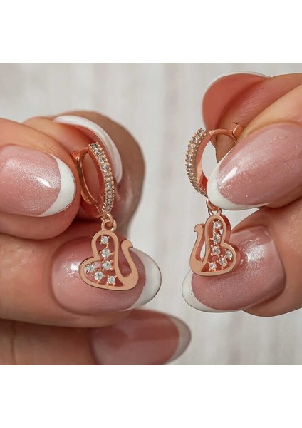 Gümüş Sallantılı Rose Kuğu Kadın Küpe