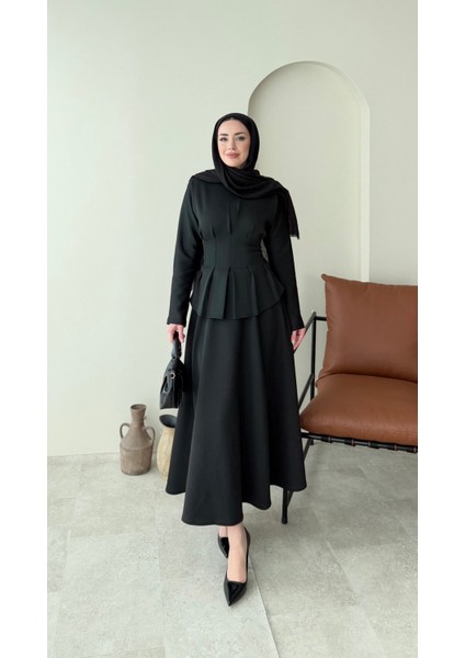 Belden Bağlamalı Etekli Scuba Takım – Siyah