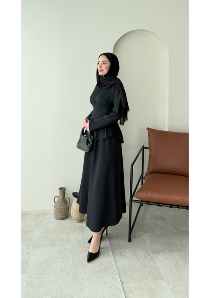 Belden Bağlamalı Etekli Scuba Takım – Siyah modelleri