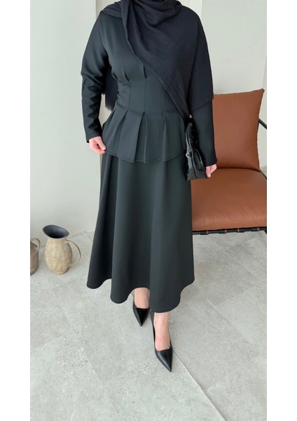 Belden Bağlamalı Etekli Scuba Takım – Siyah indirimleri