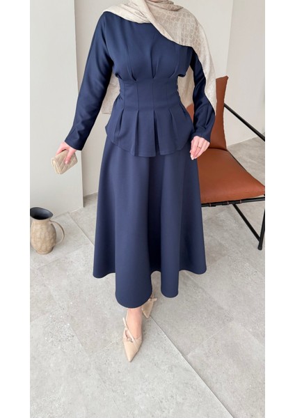 Belden Bağlamalı Etekli Scuba Takım – Lacivert