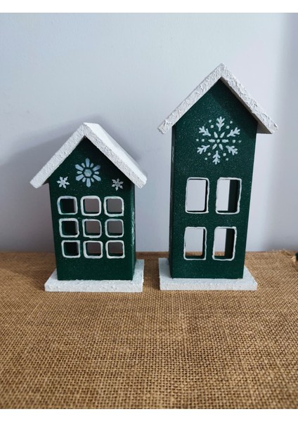 Elaca Ahşap Yeşil Dekoratif Mini Ev Pencere Kış Temalı, Kar Desenli, Yılbaşı Noel Süsü, LED Mumla Aydınlatılan Masa ve Duvar Dekoru fırsatları