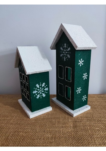 Elaca Ahşap Yeşil Dekoratif Mini Ev Pencere Kış Temalı, Kar Desenli, Yılbaşı Noel Süsü, LED Mumla Aydınlatılan Masa ve Duvar Dekoru indirimleri