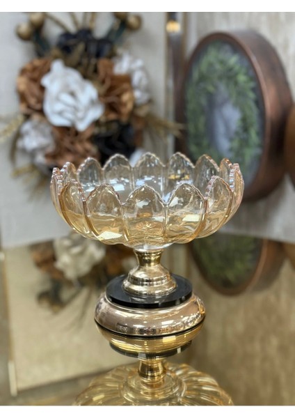 Metal Ayaklı Cam Gondol