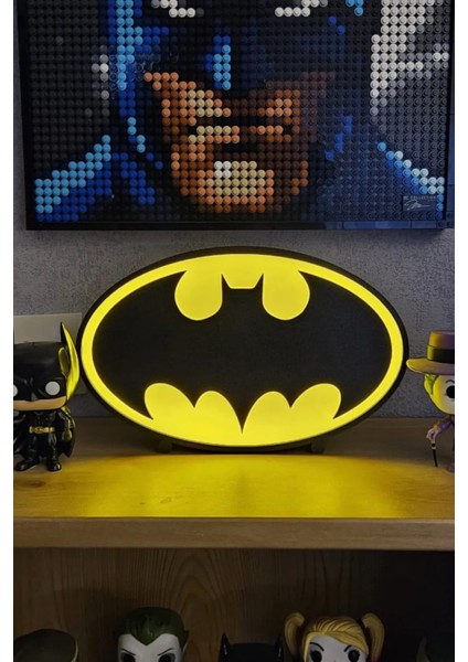 Renkli Batman Logolu Dekoratif Gece Lambası, Ortamınıza Şıklık Katacak Aydınlatma