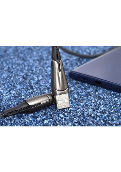 Siyah Lightning Focus USB Kablo