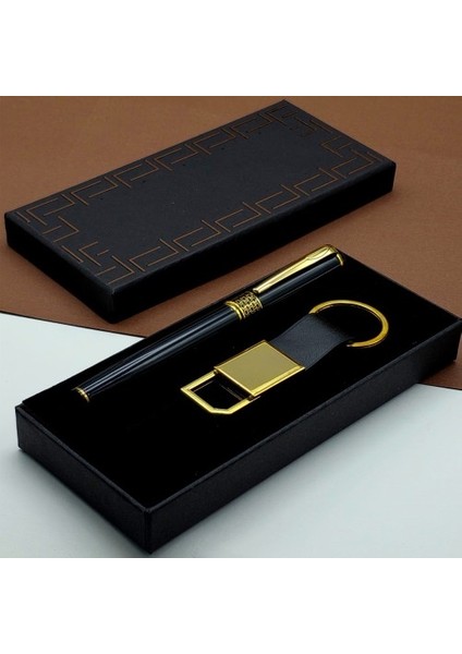 Hediyelik Siyah Kalem ve Gold Deri Anahtarlık Kutulu Set