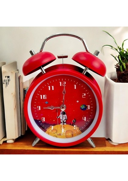 Astronot Tasarımlı Metal Kırmızı Masa Üstü Alarmlı Çalar Saat modelleri