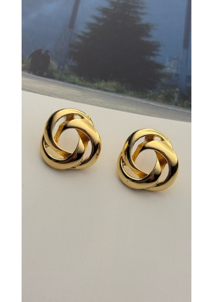 Sarmal Küpe Altın Kaplama Bombeli Küpe Kararmaz Kutulu fiyatları