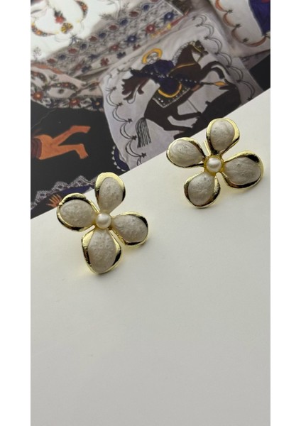 Beyaz Mineli Altın Kaplama Küpe Kararmaz Kutulu fiyatları