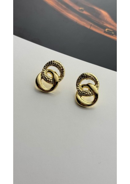 Altın Renk Sarmal Küpe