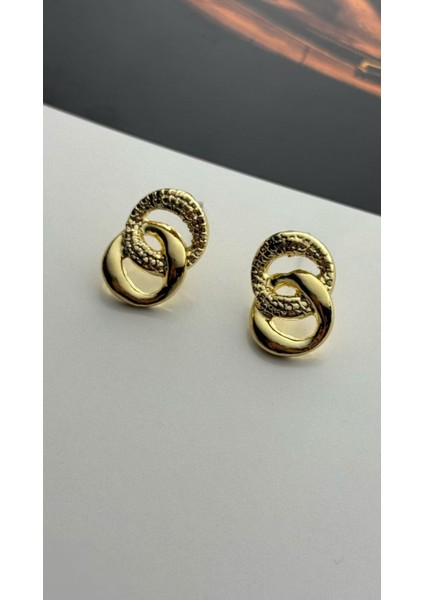 Altın Renk Sarmal Küpe modelleri