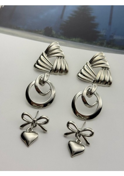 3'lü Küpe Seti Rodyum Kaplama Kararmaz Sarmal Üçgen Küpe Sarmak Halka Küpe- Kalpli Fiyonk Küpe Seti