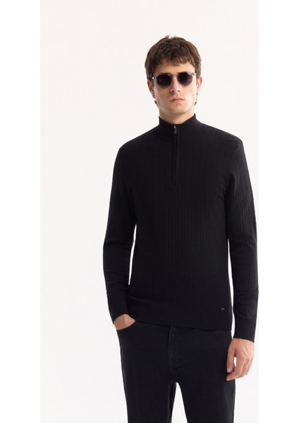 Erkek Siyah Dik Yaka Fermuarlı Soft Touch Çizgili Triko Regular Fit Kazak A52Y5151