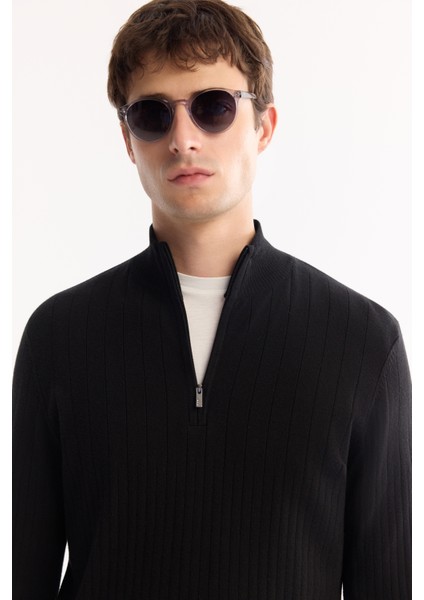 Erkek Siyah Dik Yaka Fermuarlı Soft Touch Çizgili Triko Regular Fit Kazak A52Y5151