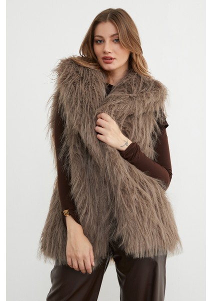 Kemer Detaylı Suni Kürk Yelek indirimleri