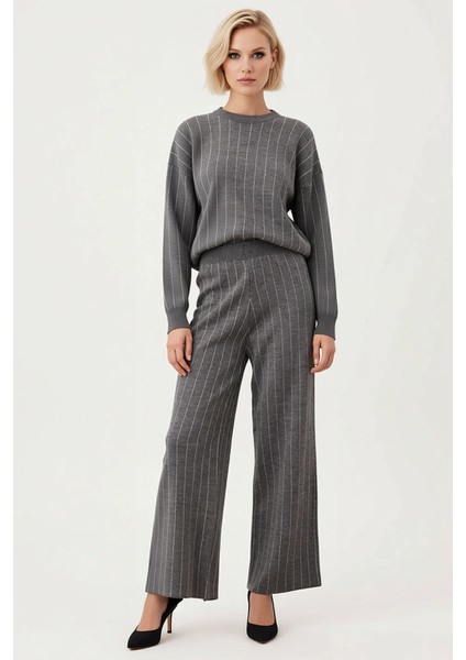 Kadın Alt Üst Triko Çizgili Oversize Kazak Pantolon Takımı Günlük Şıklık ve Bir Arada Sunuyor Spor fırsatları