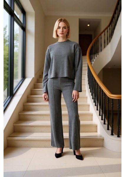 Kadın Alt Üst Selanik Nervürlü Örme Üst ve Geniş Paça Rahat Kesim Pantolon Takımı Günlük Şıklık Şık