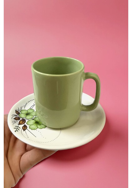 12 Parça Yeşil Renkli Sunum Tabaklı Fincan Takımı Seramik Malzemeden Şık Tasarım fiyatları