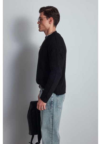 Erkek Regular Fit Kazak Siyah