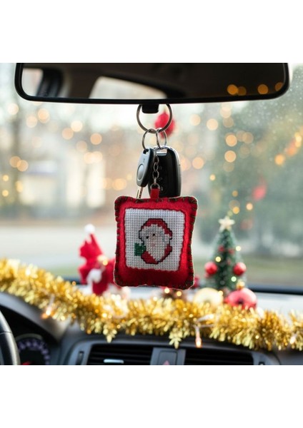 4731 El Yapımı Noel Baba Temalı Kanaviçe Anahtarlık