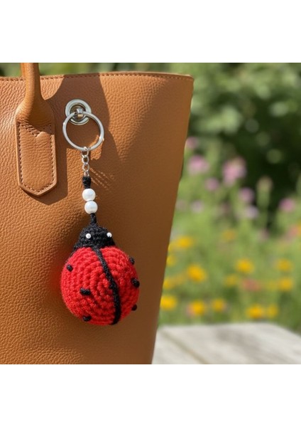 5126 El Yapımı Uğur Böceği Model Örgü Mini Anahtarlık