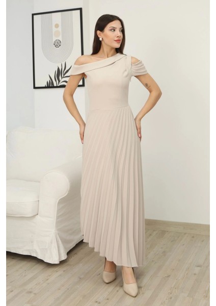 Tek Omuzlu Pilise Detaylı Asimetrik Elbise 2381-BEJ modelleri