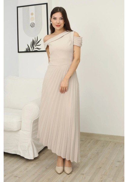 Tek Omuzlu Pilise Detaylı Asimetrik Elbise 2381-BEJ indirimleri