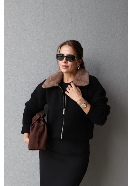 Siyah Yakası Kürklü Hırka fırsatları