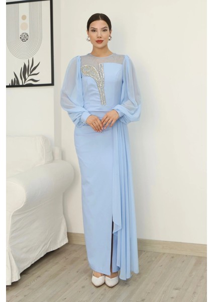 Yakası Tül Bel Detaylı Pile ve Yırtmaçlı Abiye Elbise 2313-BEBE Mavisi