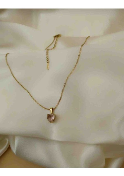 Gold Taşlı Pembe Kalp Çelik Kolye