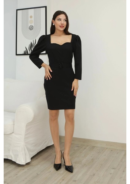 Kalp Yaka Işlemeli Kemerli Mini Elbise 2311-SIYAH indirimleri