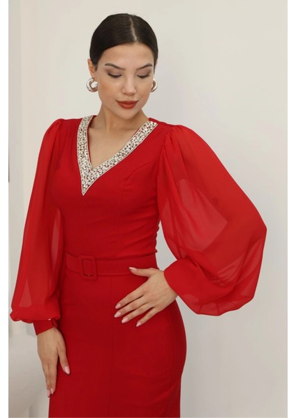 V Yaka Taş Detaylı Yırtmaçlı Balon Kol Abiye Elbise 2332-KIRMIZI fırsatları