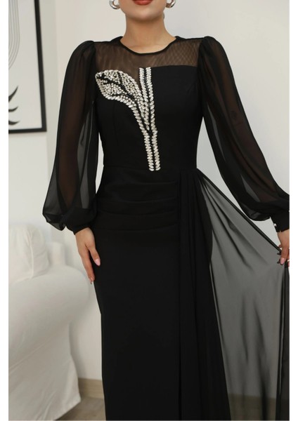 Yakası Tül Bel Detaylı Pile ve Yırtmaçlı Abiye Elbise 2313-SIYAH fırsatları