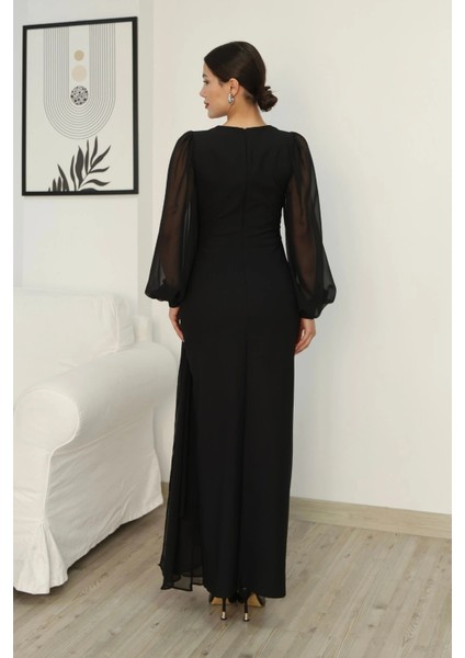 Yakası Tül Bel Detaylı Pile ve Yırtmaçlı Abiye Elbise 2313-SIYAH indirimleri