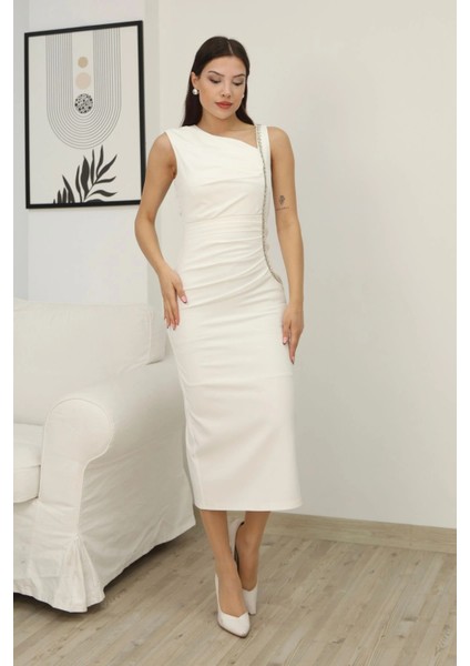 Taş ve Pile Detaylı Asimetrik Yaka Elbise 2230-BEYAZ fiyatları