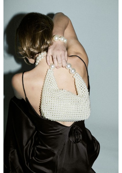 Büyük Boy Saplı Inci Çanta modelleri